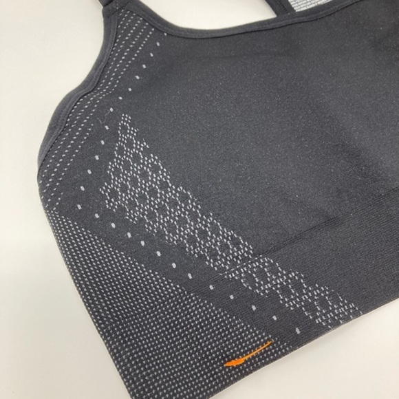 All in Motion Bonded Sports Bra | Medium NWOT - Picture 11 of 14